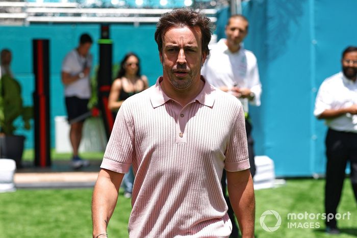 Fernando Alonso, Aston Martin Racing