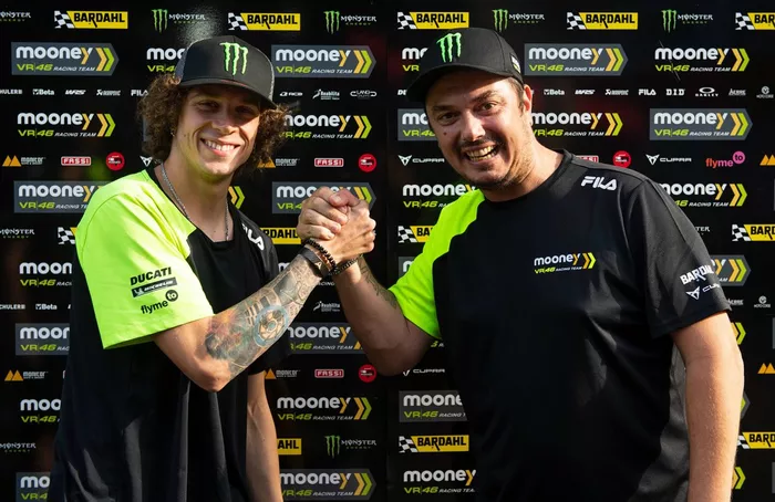 Marco Bezzecchi, VR46 Racing Team con Uccio Salucci 