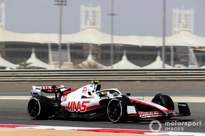 2º Mick Schumacher, Haas VF-22