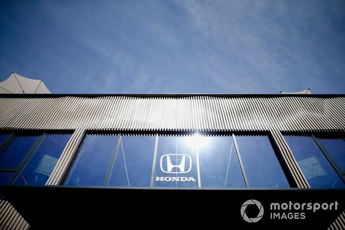 Toro Rosso Motorhome