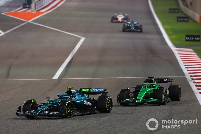 Nico Hulkenberg, Sauber, Lance Stroll, Aston Martin Racing, Fernando Alonso, Aston Martin Racing