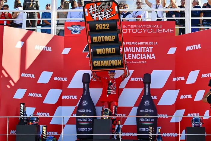 Campeón Francesco Bagnaia, Ducati Team festeja