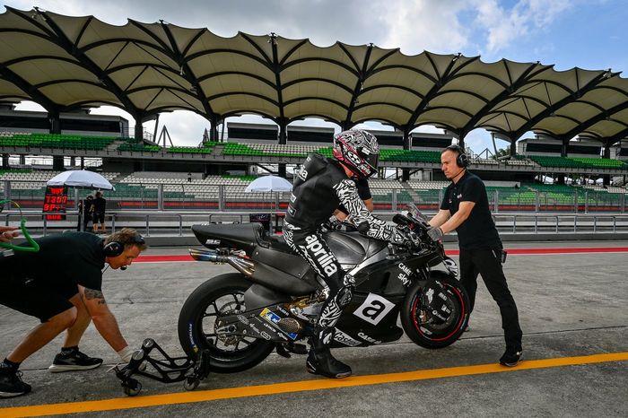Aleix Espargaró, Aprilia Racing