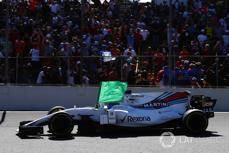 Felipe Massa, Williams FW40 met een vlag