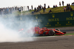 El incidente entre Max Verstappen, Red Bull Racing RB14 y Sebastian Vettel, Ferrari SF71H