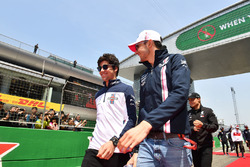 Lance Stroll, Williams and Esteban Ocon, Force India F1 on the drivers parade