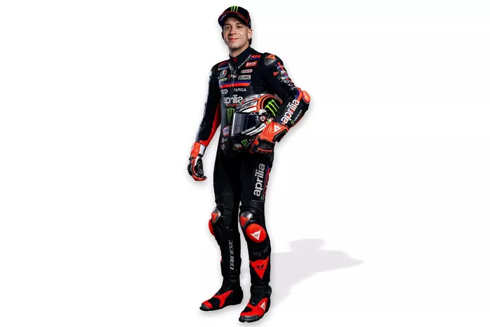 Marco Bezzecchi, con la decoración Aprilia Monster Energy