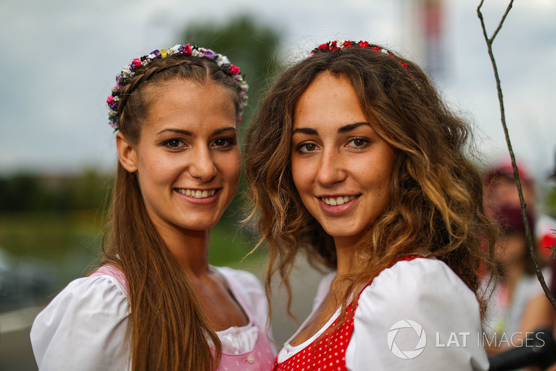 Gridgirls