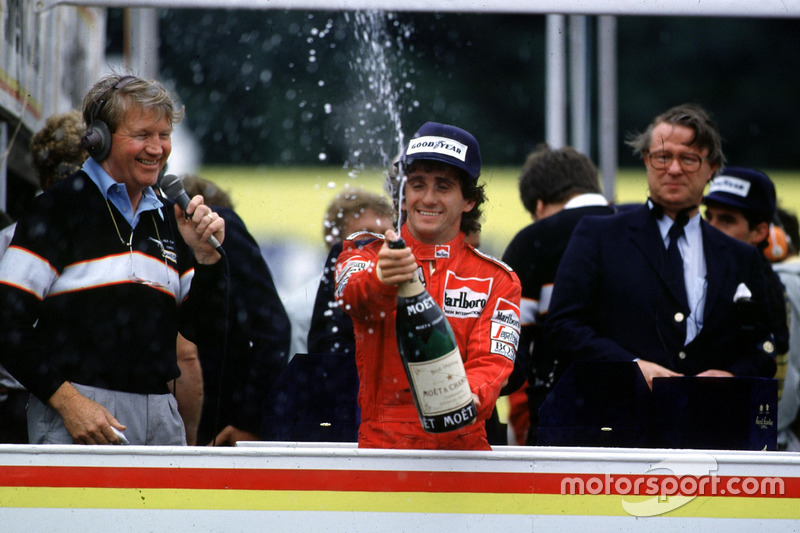 Alain Prost celebra