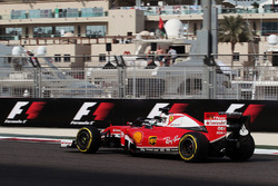Sebastian Vettel, Ferrari SF16-H mit Halo-Cockpitschutz