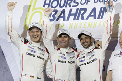 LMP1-Champions: #2 Porsche Team, Porsche 919 Hybrid: Romain Dumas, Neel Jani, Marc Lieb