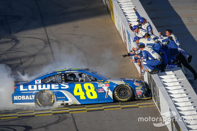 9. Race winner Jimmie Johnson, Hendrick Motorsports Chevrolet