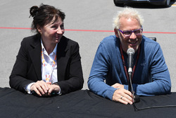 Joanne Villeneuve, et Jacques Villeneuve, Sky Italia