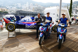 Toyoharu Tanabe, directeur technique F1 Honda, Brendon Hartley, Toro Rosso et Pierre Gasly, Toro Rosso