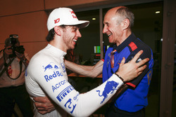 Pierre Gasly, Toro Rosso y Franz Tost, Toro Rosso, celebran