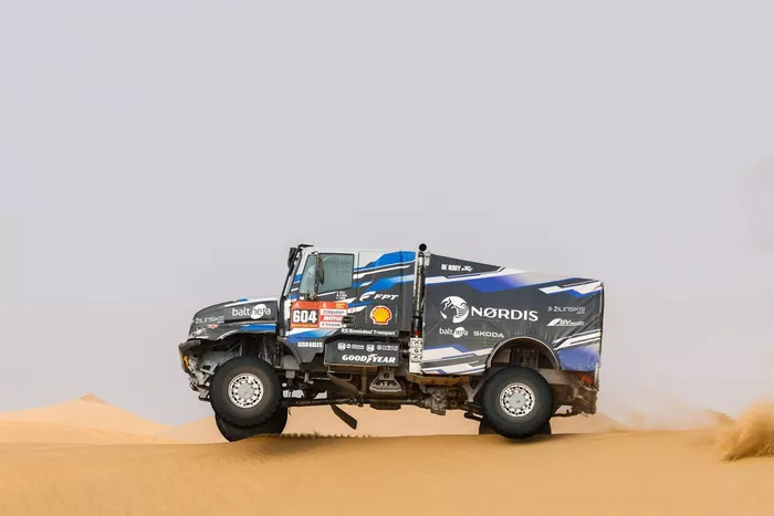 #604 Zala Team De Rooy Fpt Iveco: Vaidotas Zala, Paulo Fiuza, Max Van Grol