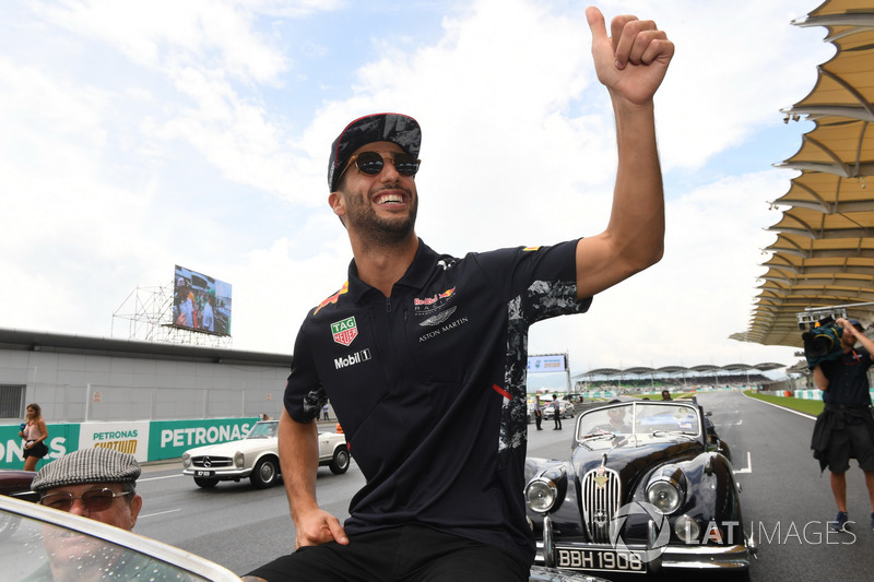 Daniel Ricciardo, Red Bull Racing on the drivers parade