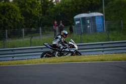 #32 Team Rabid Transit, Yamaha R1: Brandon Cretu, Sheridan Morias, Allan Jon Venter