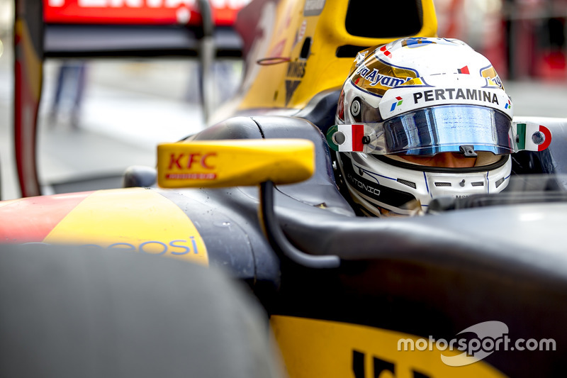 Antonio Giovinazzi (76 points)