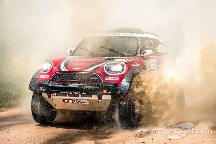 #303 X-Raid Team Mini: Mikko Hirvonen, Michel Périn