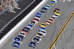 Chase Elliott, Hendrick Motorsports Chevrolet et Dale Earnhardt Jr., Hendrick Motorsports Chevrolet