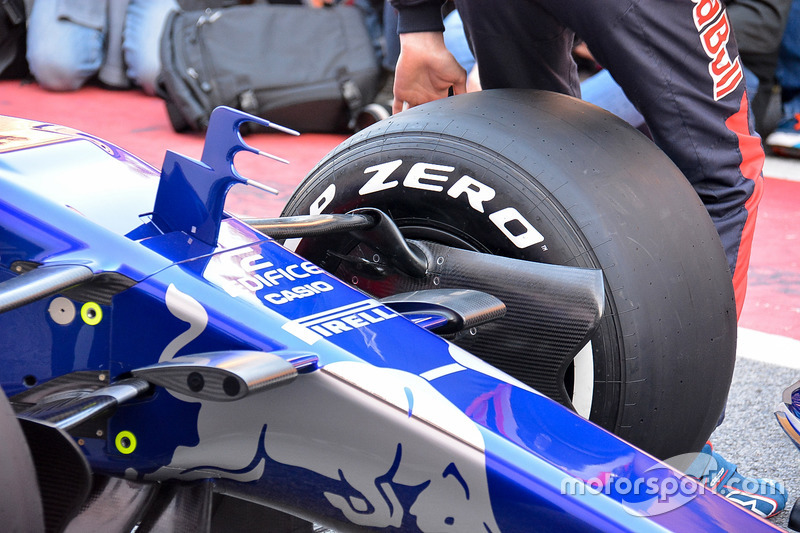 Detalle del Scuderia Toro Rosso STR12