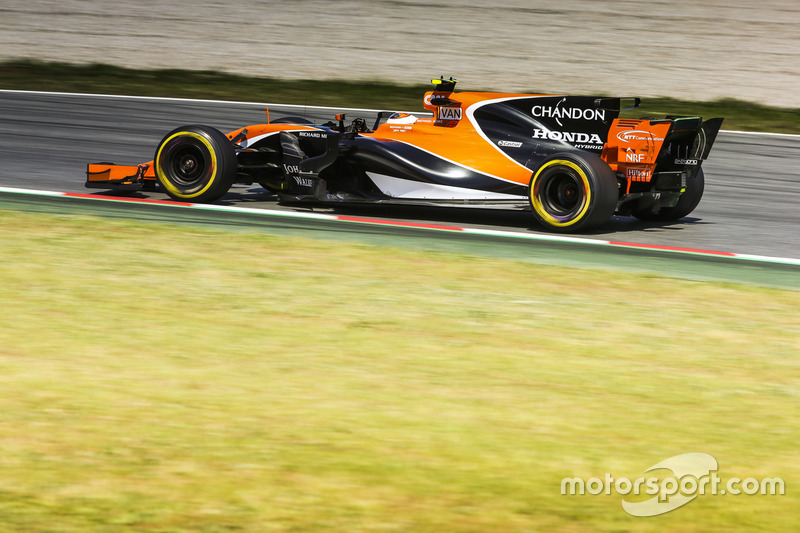20. Стоффель Вандорн, McLaren MCL32 (штраф у десять позицій за заміну компонентів мотора)