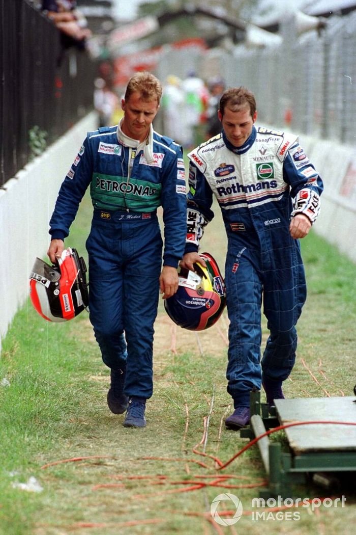 Johnny Herbert, Sauber y Jacques Villeneuve, Williams regresan caminando