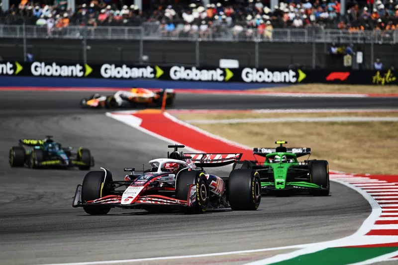 Lance Stroll, Aston Martin Racing, Esteban Ocon, Haas F1 Team, Gabriel Bortoleto, Sauber