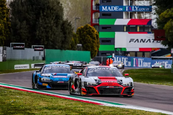 #32 Team WRT Audi R8 LMS evo II GT3: Kelvin Van Der Linde, Dries Vanthoor, Charles Weerts