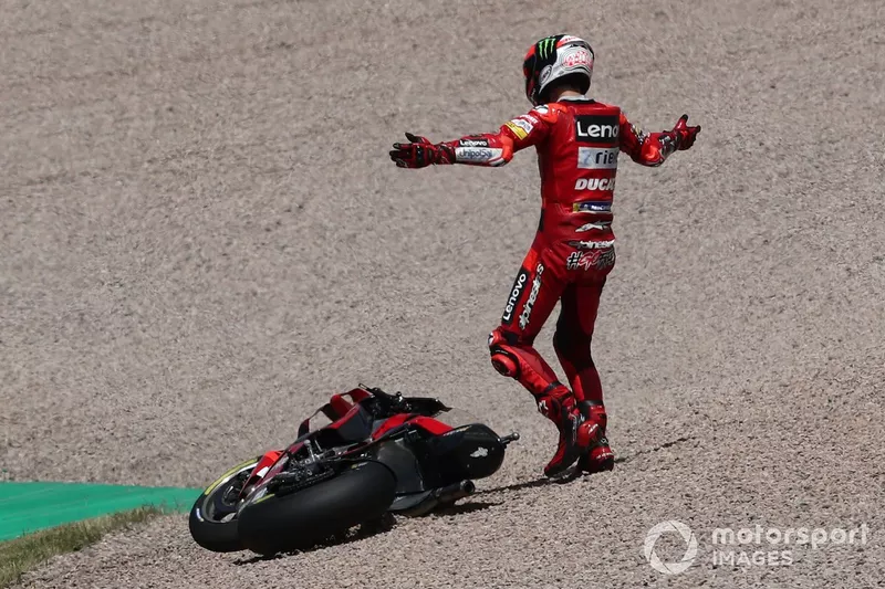 Pecco Bagnaia après sa chute