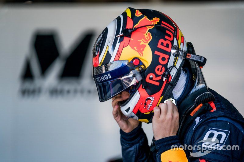 Liam Lawson, MP Motorsport