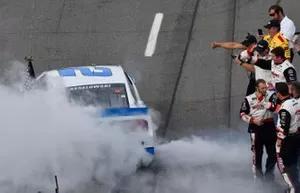 Race Winner Brad Keselowski, Team Penske, Ford Mustang Reese/DrawTite