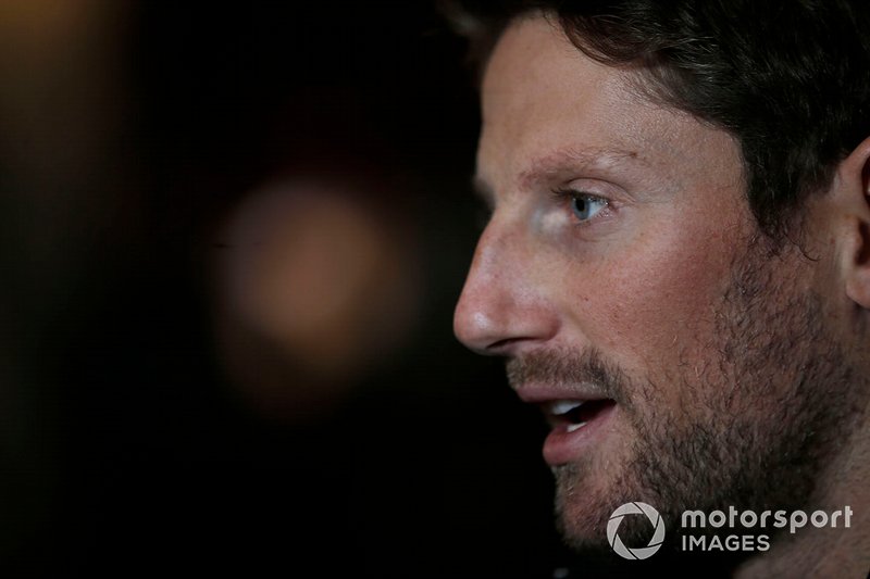 Romain Grosjean, Haas F1 Team, parla con i media