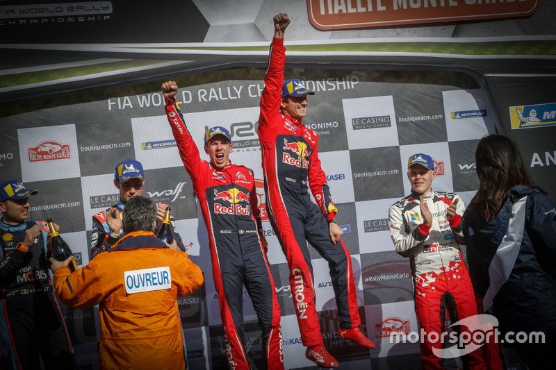Podio: i vincitori Sébastien Ogier, Julien Ingrassia, Citroën World Rally Team Citroen C3 WRC