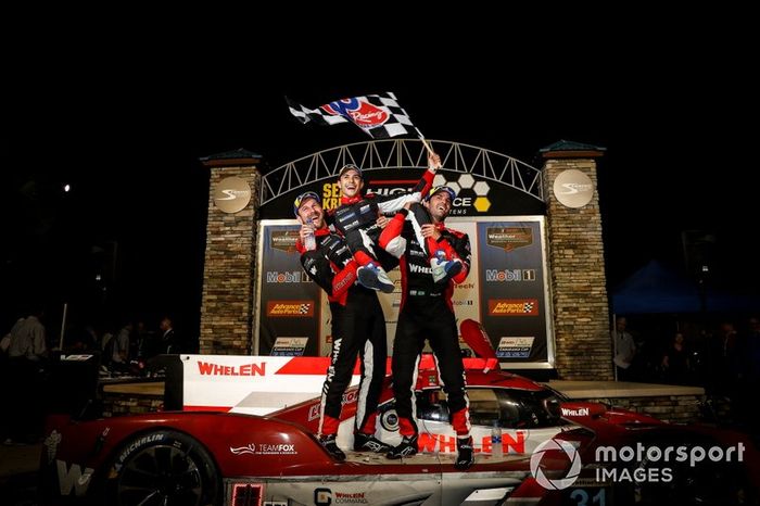 #31 Whelen Engineering Racing Cadillac DPi, DPi: Felipe Nasr, Pipo Derani, Eric Curran, podium