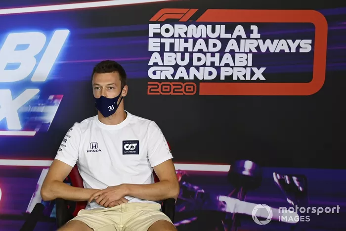 Daniil Kvyat, AlphaTauri, en conferencia de prensa