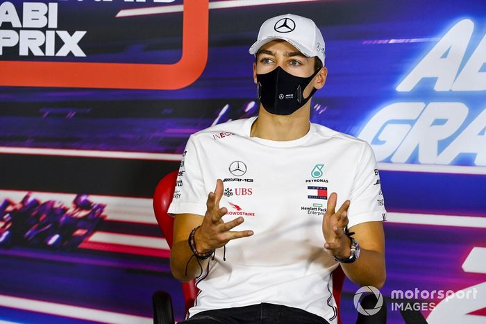 George Russell, Mercedes-AMG F1 en la conferencia de prensa