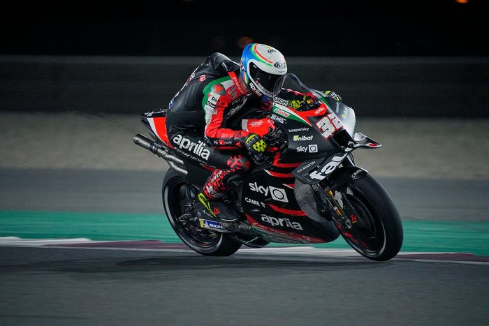 Lorenzo Savadori, Aprilia Racing Team