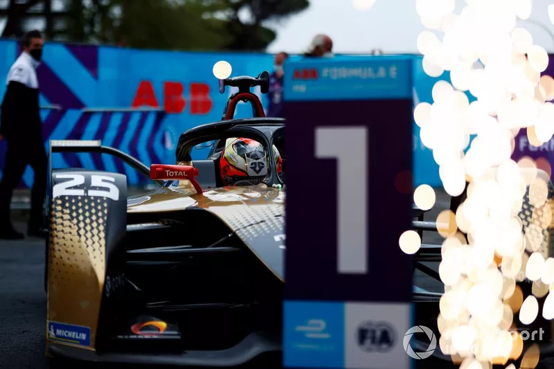 Race winner Jean-Eric Vergne, DS Techeetah, DS E-Tense FE21