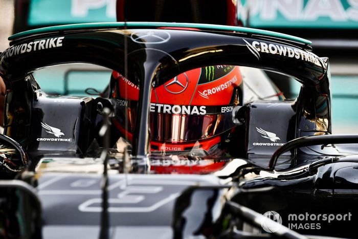 George Russell, Mercedes W10 adaptado (muleto) con los Pirelli de 18 pulgadas 