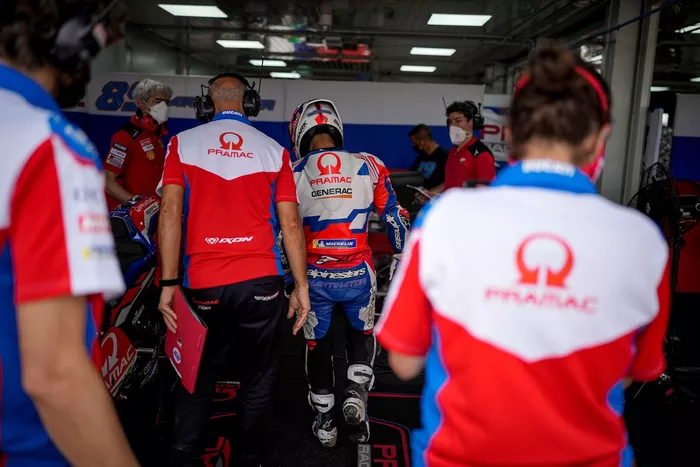 Jorge Martin, Pramac Racing, crew