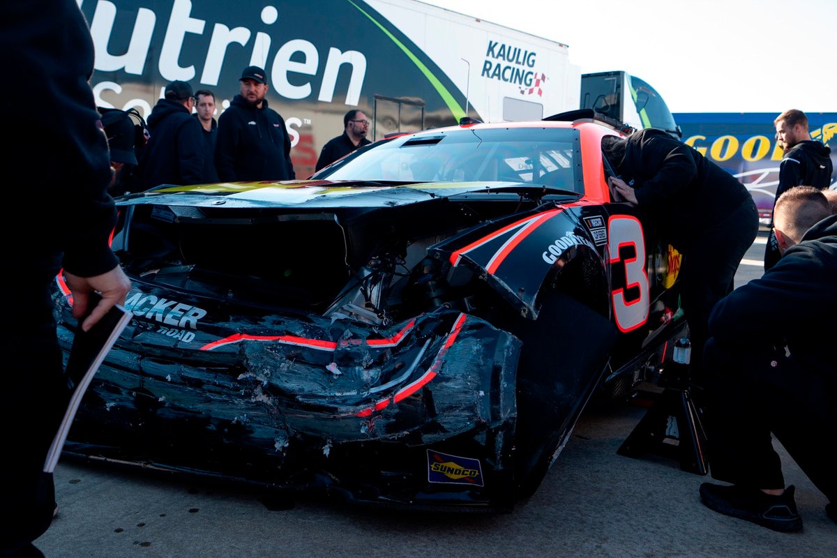 Austin Dillon, Richard Childress Racing, crash