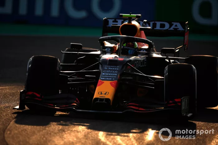 Sergio Pérez, Red Bull Racing RB16B