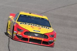  Joey Logano, Team Penske, Ford Mustang Shell Pennzoil