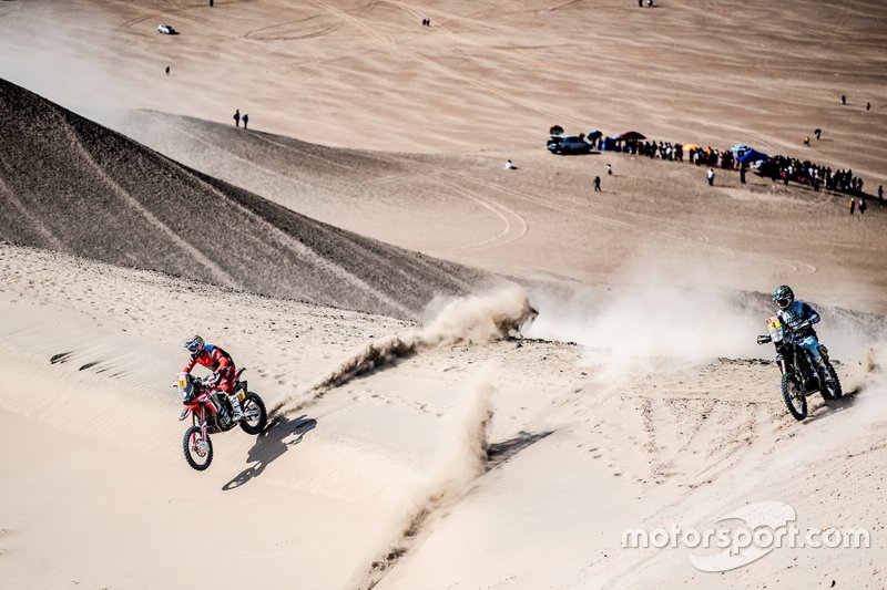#10 Monster Energy Honda Team Honda: Хосе Ігнасіо Корнехо Флорімо, #4 Yamaha Official Rally Team: Адріен ван Беверен