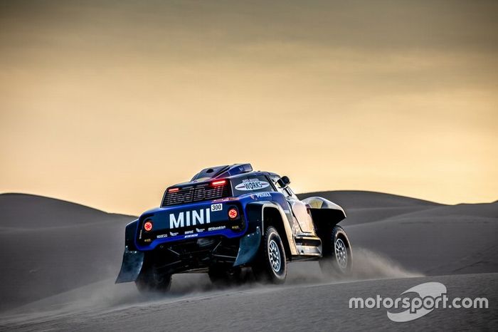 #300 X-Raid Mini JCW Team: Carlos Sainz, Lucas Cruz
