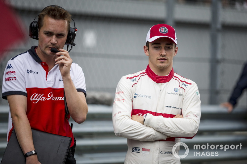 Charles Leclerc, Sauber C37 on the grid