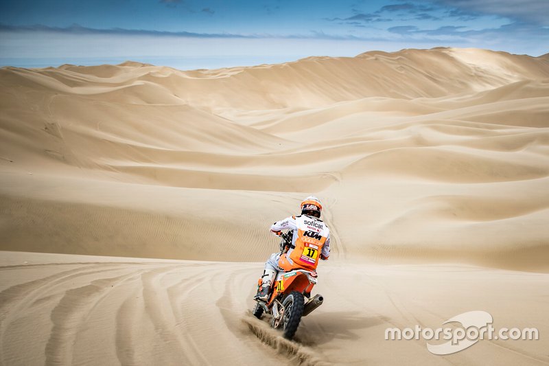#17 Red Bull KTM Factory Racing KTM: Laia Sanz