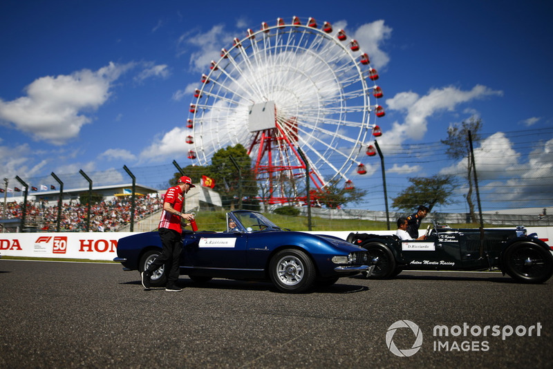 Kimi Raikkonen, Ferrari, lors de la parade des pilotes
